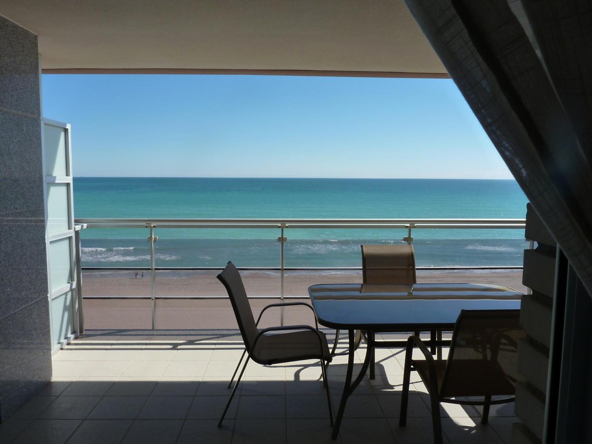 Apartamentos Deluxe Peñíscola Esterno foto